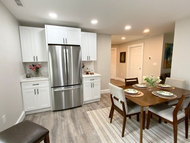 5 Ferdinand St, Worcester, MA 01603