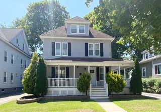 5 Ferdinand St, Worcester, MA 01603