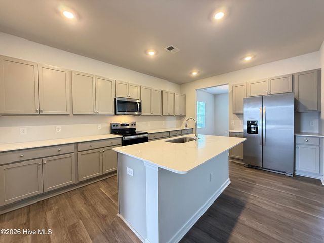 1091 Hanson Drive, Leland, NC 28451