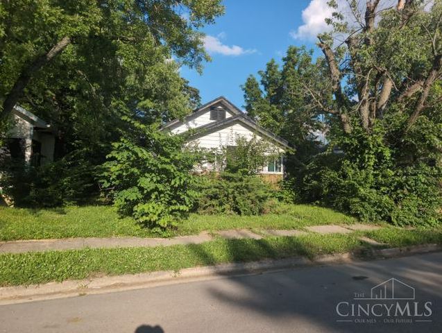 916 Leland Avenue, Dayton, OH 45402