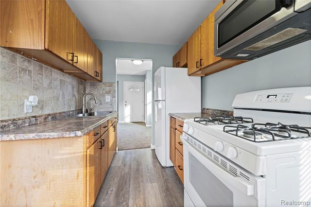 14940 Irene Street, Southgate, MI 48195