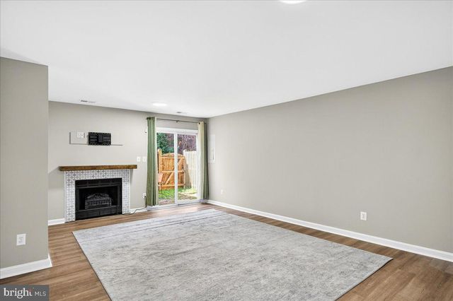 16294 TACONIC CIR, Dumfries, VA 22025