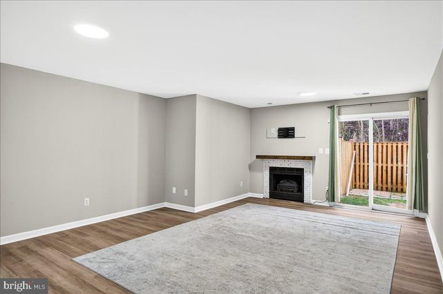 16294 TACONIC CIR, Dumfries, VA 22025