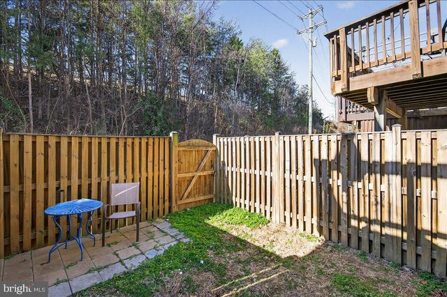 16294 TACONIC CIR, Dumfries, VA 22025