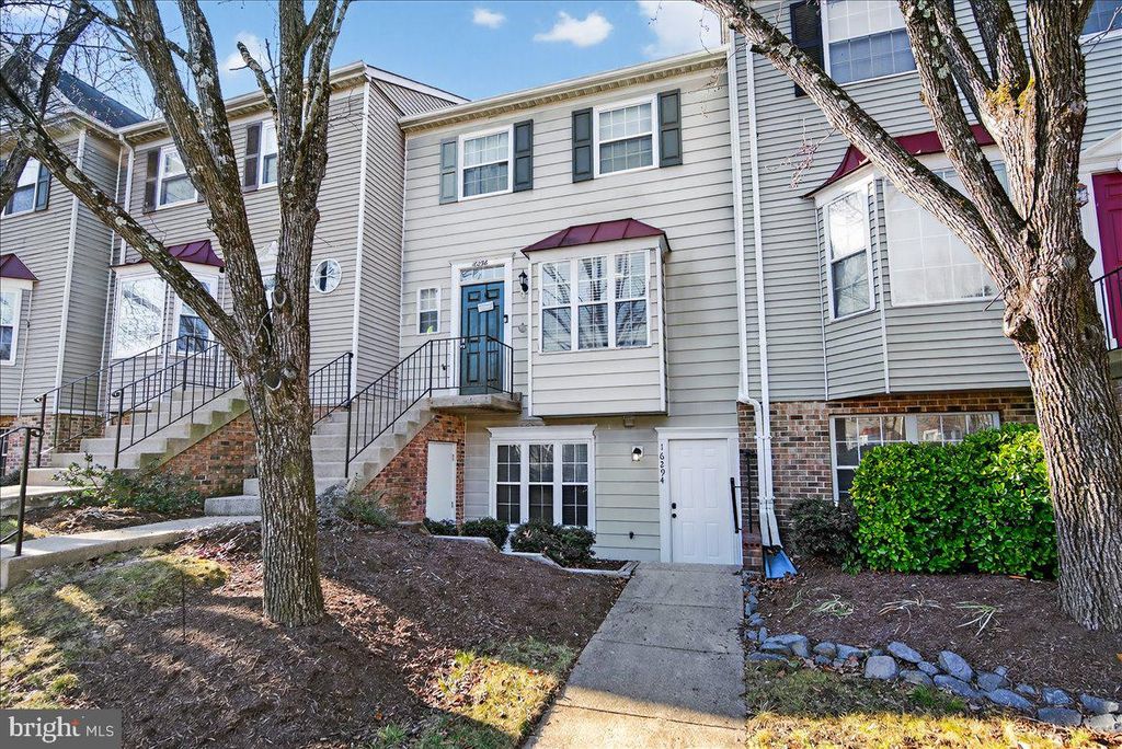 16294 TACONIC CIR, Dumfries, VA 22025