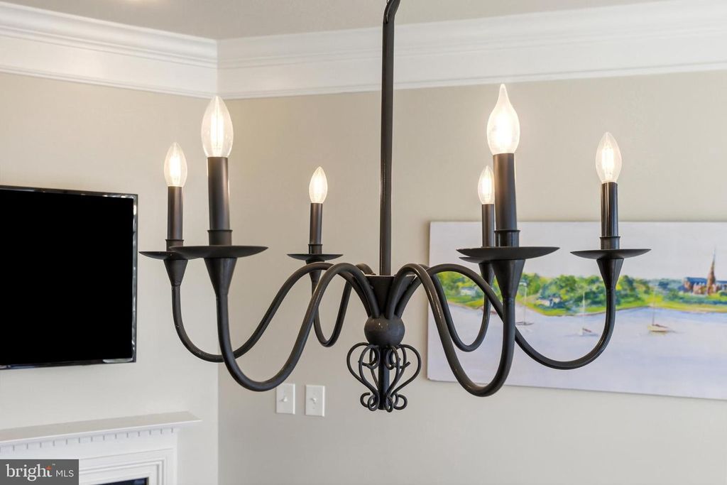 Image 22 of property listing at 876 NANCY LYNN LN, Arnold, MD 21012