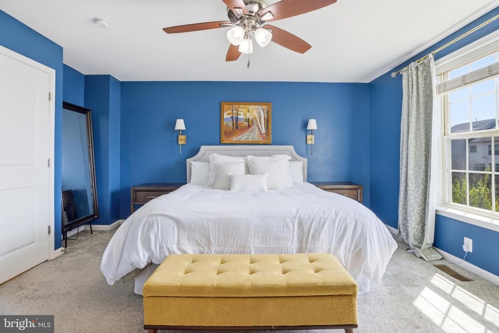 Image 27 of property listing at 876 NANCY LYNN LN, Arnold, MD 21012