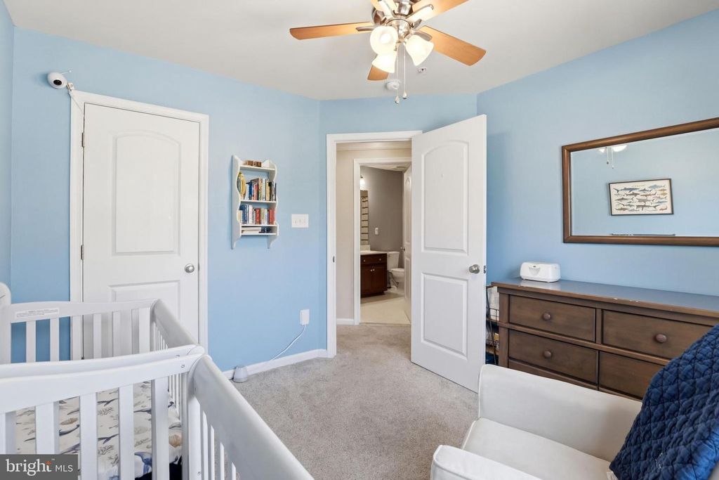 Image 37 of property listing at 876 NANCY LYNN LN, Arnold, MD 21012