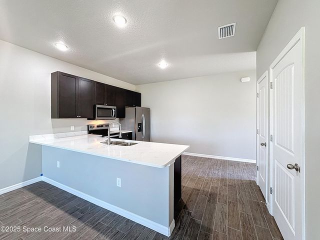 530 M Davey Lane, Titusville, FL 32780