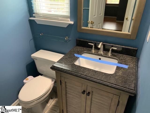 221 Twin Falls Drive, Simpsonville, SC 29680