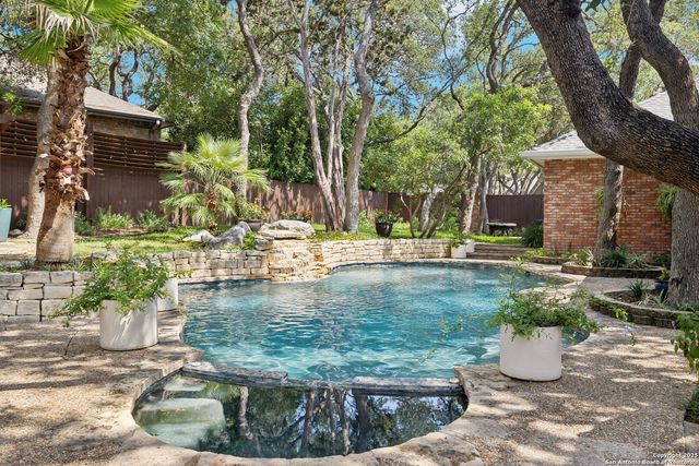 10 Inwood Manor, San Antonio, TX 78248