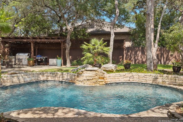 10 Inwood Manor, San Antonio, TX 78248