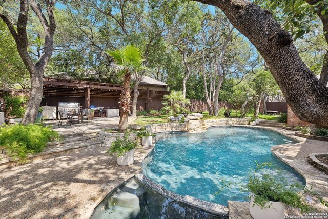 10 Inwood Manor, San Antonio, TX 78248