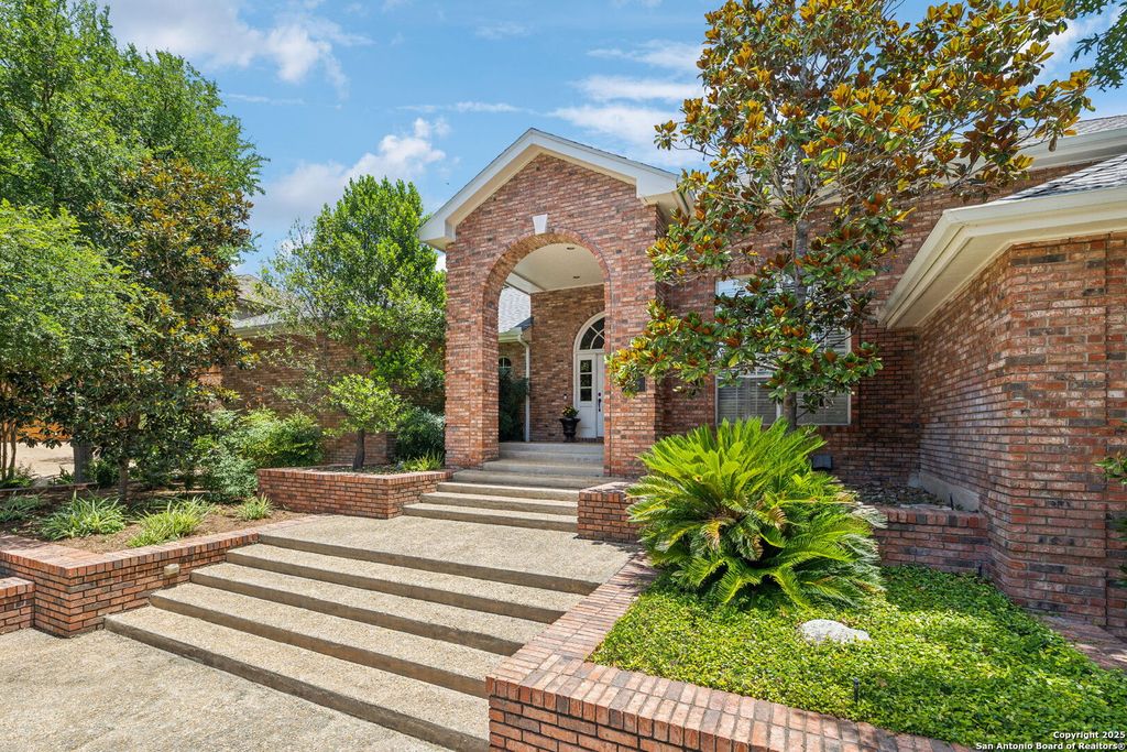 10 Inwood Manor, San Antonio, TX 78248