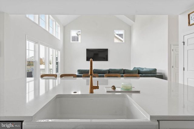 15 FILLY LN, Lewes, DE 19958