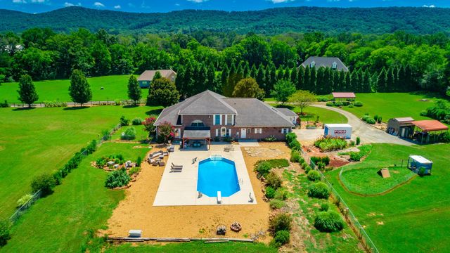 575 W Nickajack Road, Ringgold, GA 30736