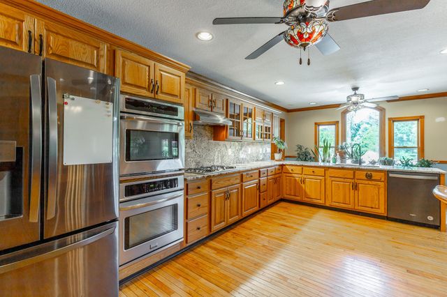575 W Nickajack Road, Ringgold, GA 30736