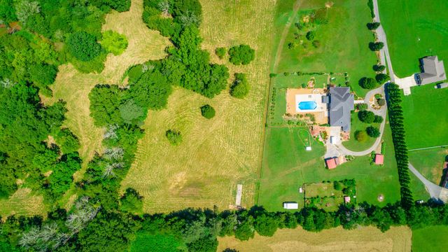 575 W Nickajack Road, Ringgold, GA 30736