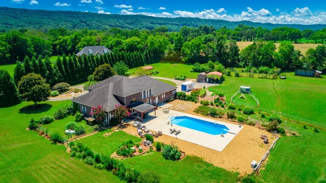 575 W Nickajack Road, Ringgold, GA 30736