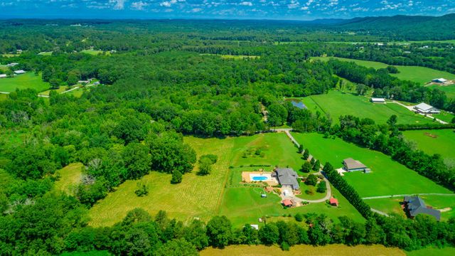 575 W Nickajack Road, Ringgold, GA 30736