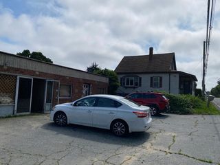 1004 Allen St, Dartmouth, MA 02747