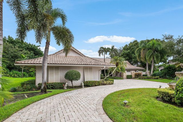 9 Alnwick Road, Palm Beach Gardens, FL 33418