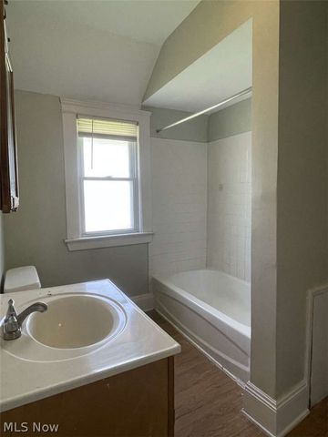 10301 Dickens Avenue, Cleveland, OH 44104