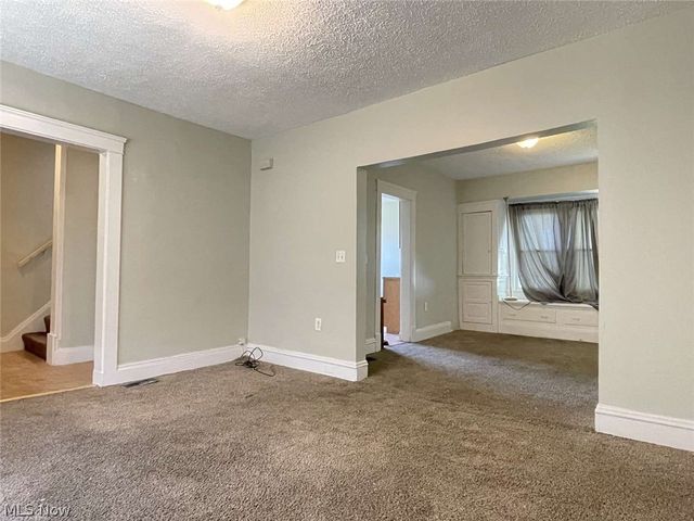 10301 Dickens Avenue, Cleveland, OH 44104