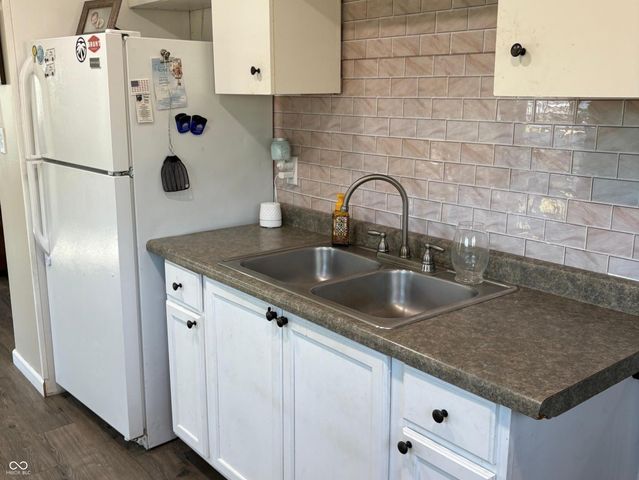 453 Michigan Street, Clayton, IN 46118