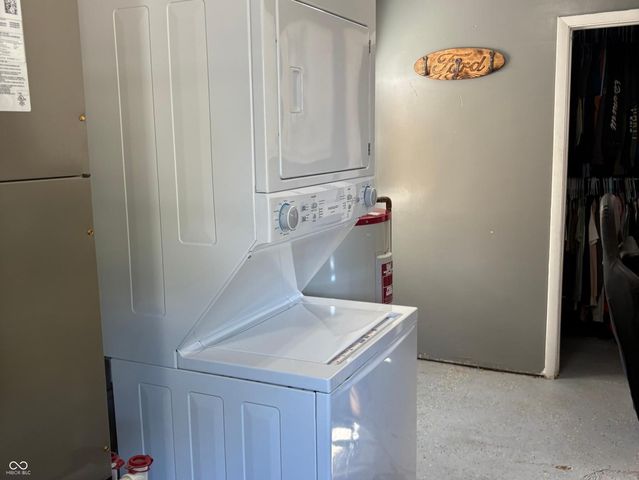 453 Michigan Street, Clayton, IN 46118