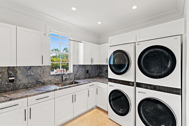 18610 SE Saint Augustine Way, Tequesta, FL 33469