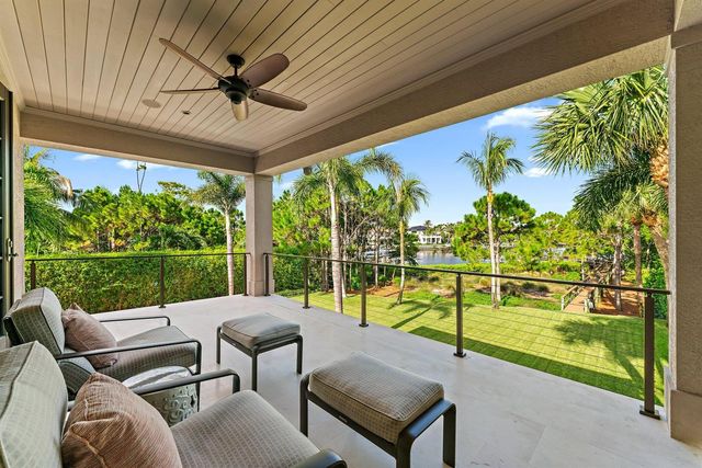 18610 SE Saint Augustine Way, Tequesta, FL 33469