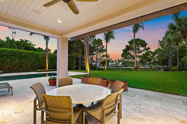 18610 SE Saint Augustine Way, Tequesta, FL 33469