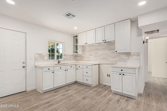 7533 W SHEILA Lane, Phoenix, AZ 85033