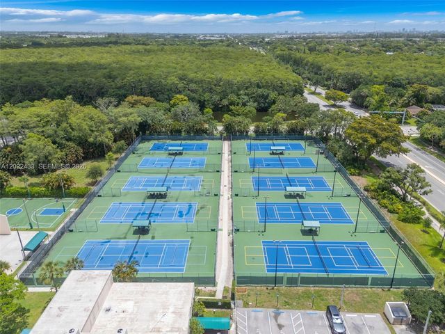 2767 Carambola Circle S 402, Coconut Creek, FL 33066