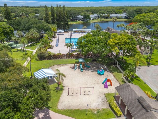2767 Carambola Circle S 402, Coconut Creek, FL 33066