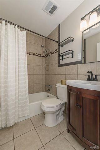3025 Imperial Drive, St Peters, MO 63303