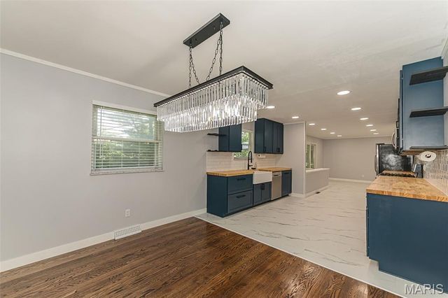 3025 Imperial Drive, St Peters, MO 63303