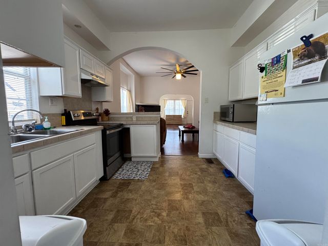 2714 S Spring Street, Little Rock, AR 72206