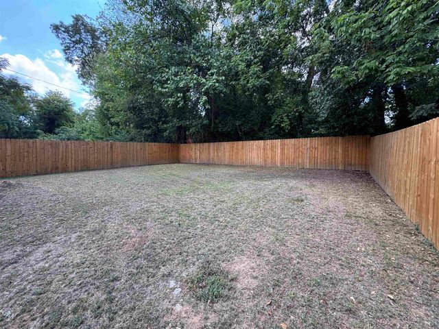 2714 S Spring Street, Little Rock, AR 72206
