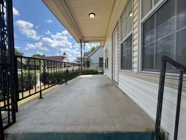 2714 S Spring Street, Little Rock, AR 72206