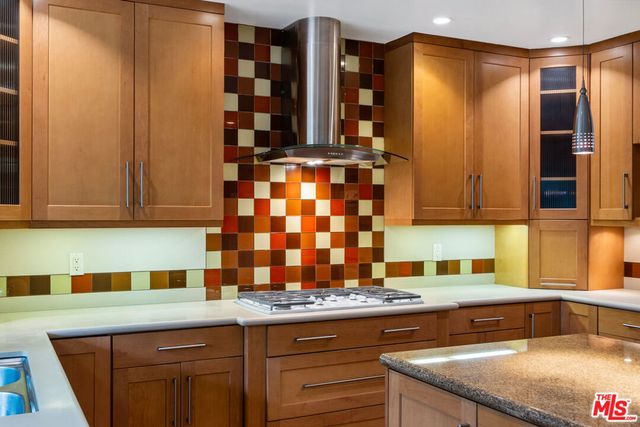 15901 High Knoll Road, Encino, CA 91436