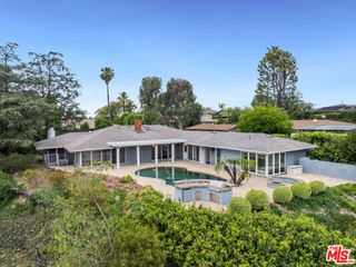 15901 High Knoll Road, Encino, CA 91436