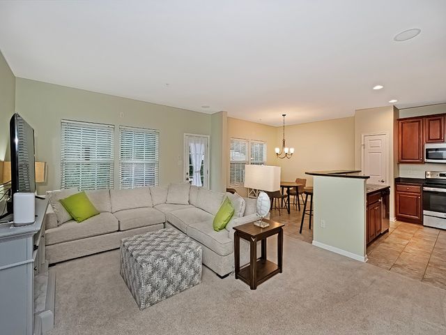 304 Maple Ridge, Cecil, PA 15317