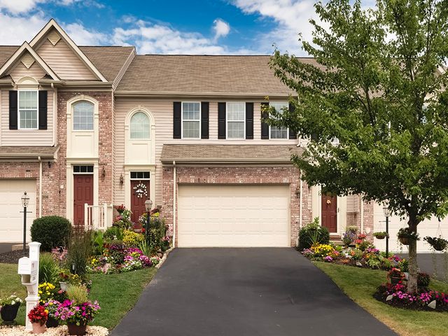 304 Maple Ridge, Cecil, PA 15317