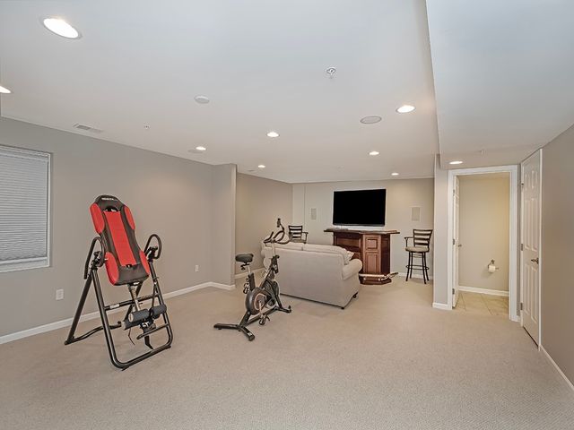 304 Maple Ridge, Cecil, PA 15317