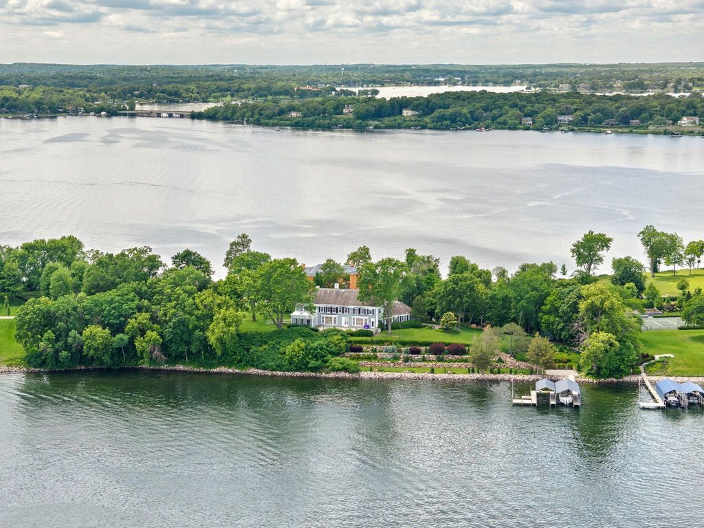 1480 Bracketts Point Road, Wayzata, MN 55391 — exterior
