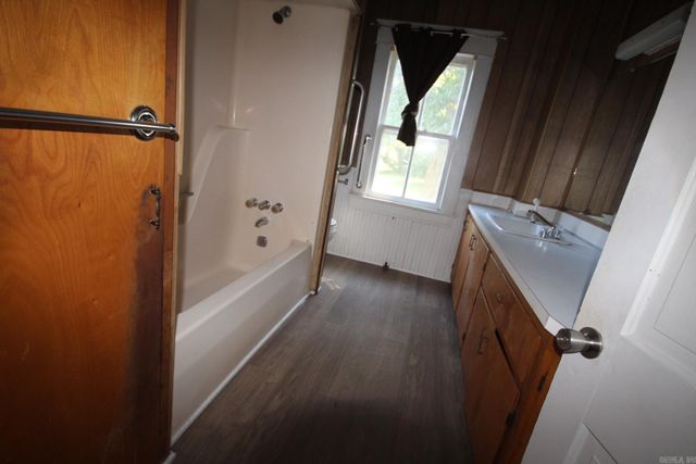 211 S Ansley Street, Nashville, AR 71852