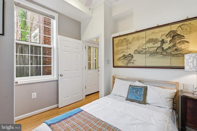 1227 1ST ST NW, Washington, DC 20001