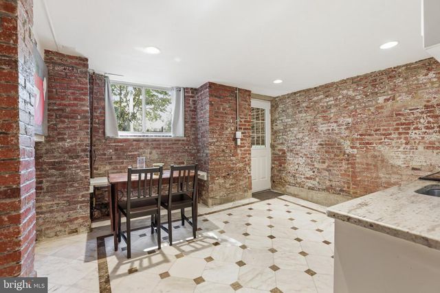 1227 1ST ST NW, Washington, DC 20001